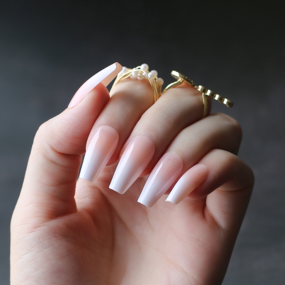 Nail Art Ombre Pink - Super lange Nude Ombre Französisch Linie