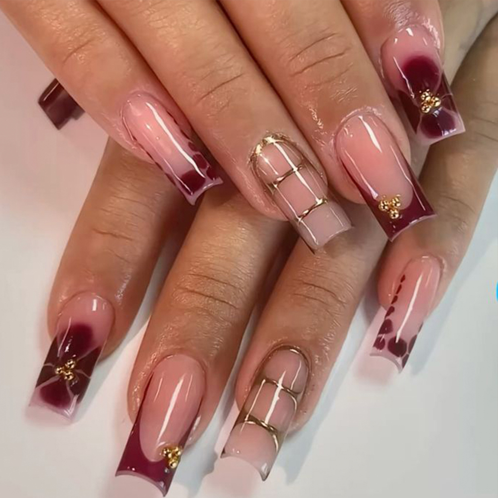 Nail Art Red Wine - 24 Stück französische lange Sarg-Kunstnägel, Vintage-Blumen-Gold-Designs,