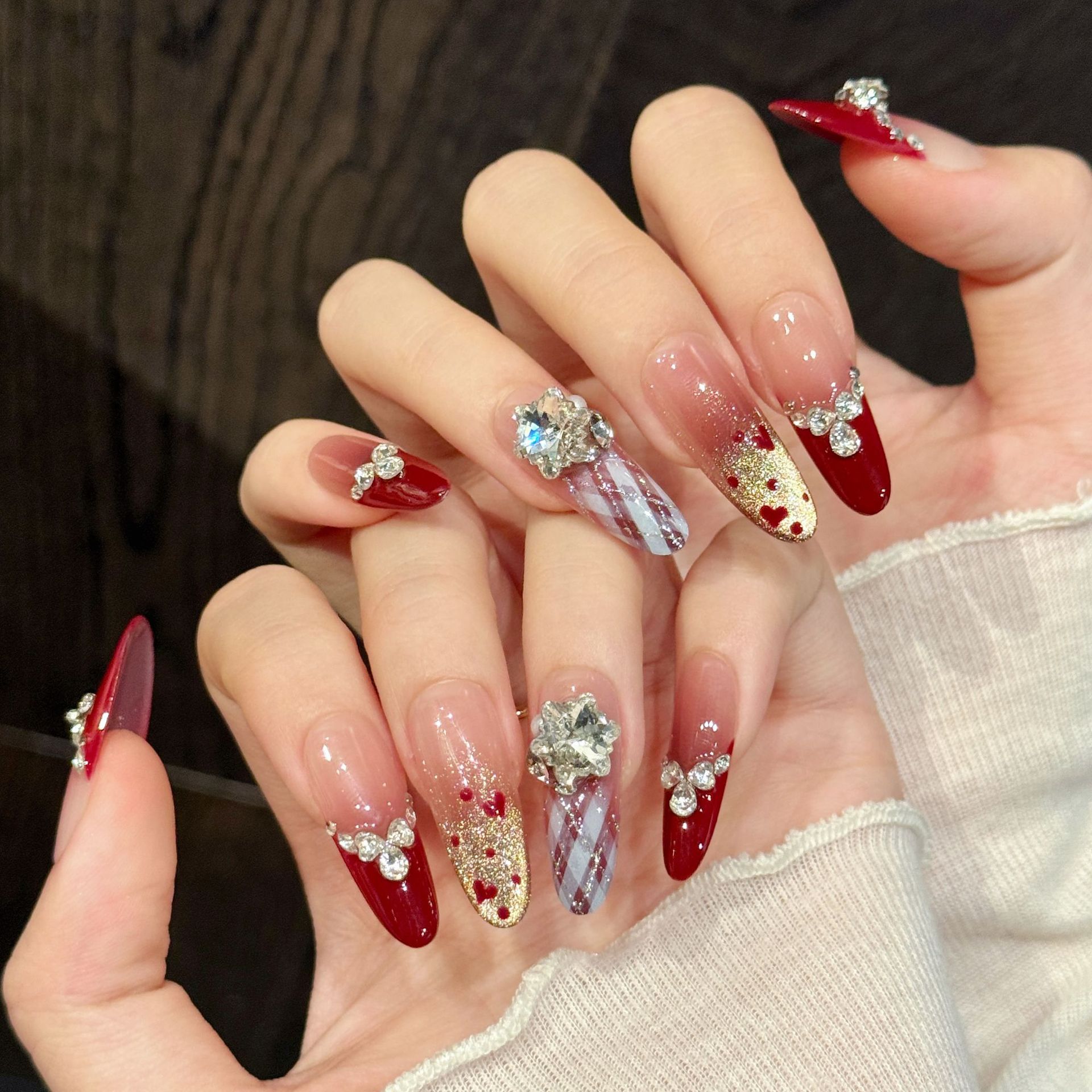 10 Stück handgefertigte ovale  – Nail Art Red Wine Bewertung und Preis